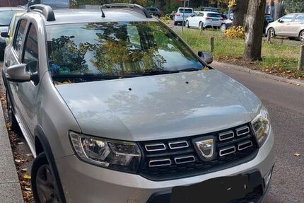 Dacia Sandero 98.455 km 7.500 € Berlin 13507