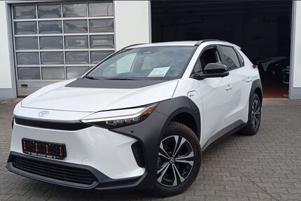 Toyota bZ4X 9.000 km 34.590 &euro; Berlin 13403