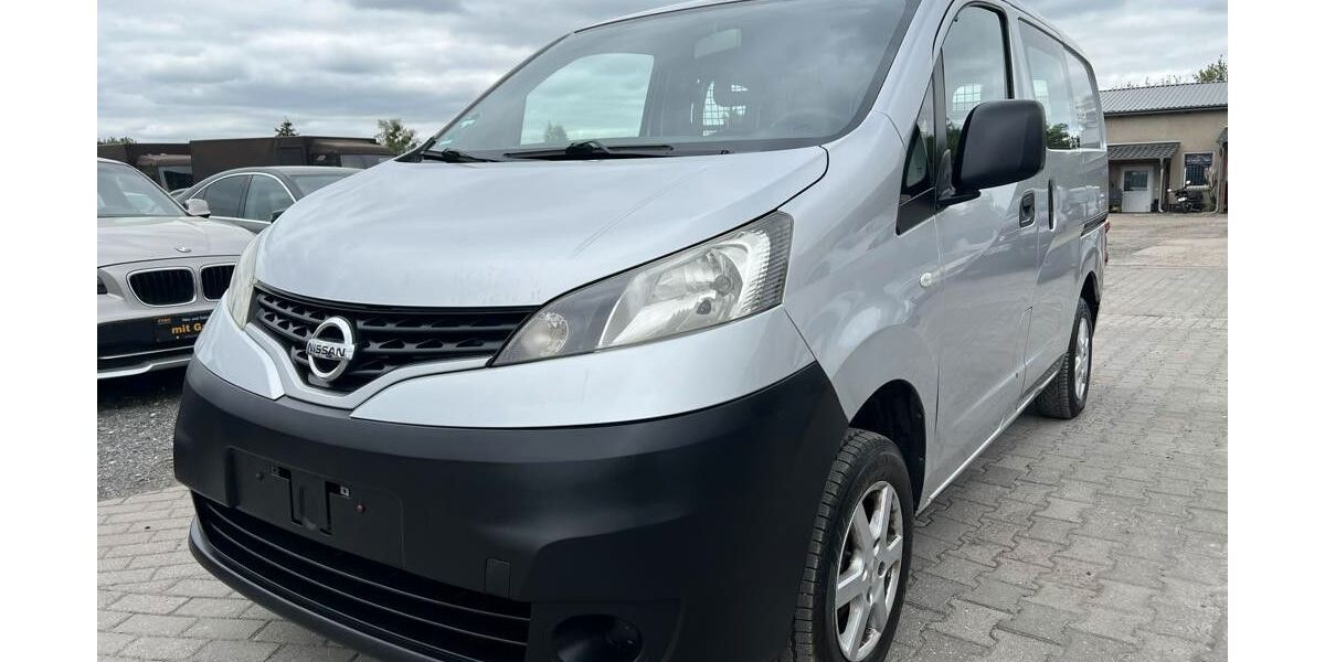 Nissan NV200 199.000 km 1.490 &euro; falkensee 14612