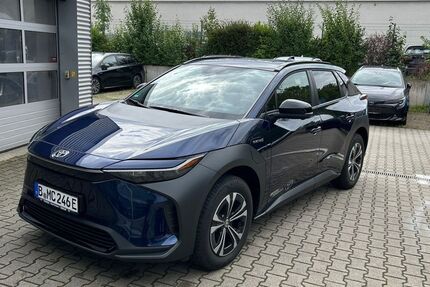 Toyota bZ4X 5.000 km 33.900 € Berlin 13403