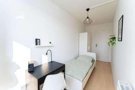 Zimmer Potsdam Stern - 520&euro; | Angebot:27148848