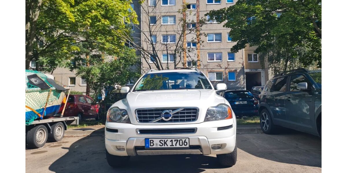 Volvo XC90 199.999 km 17.999 &euro; Berlin 12524