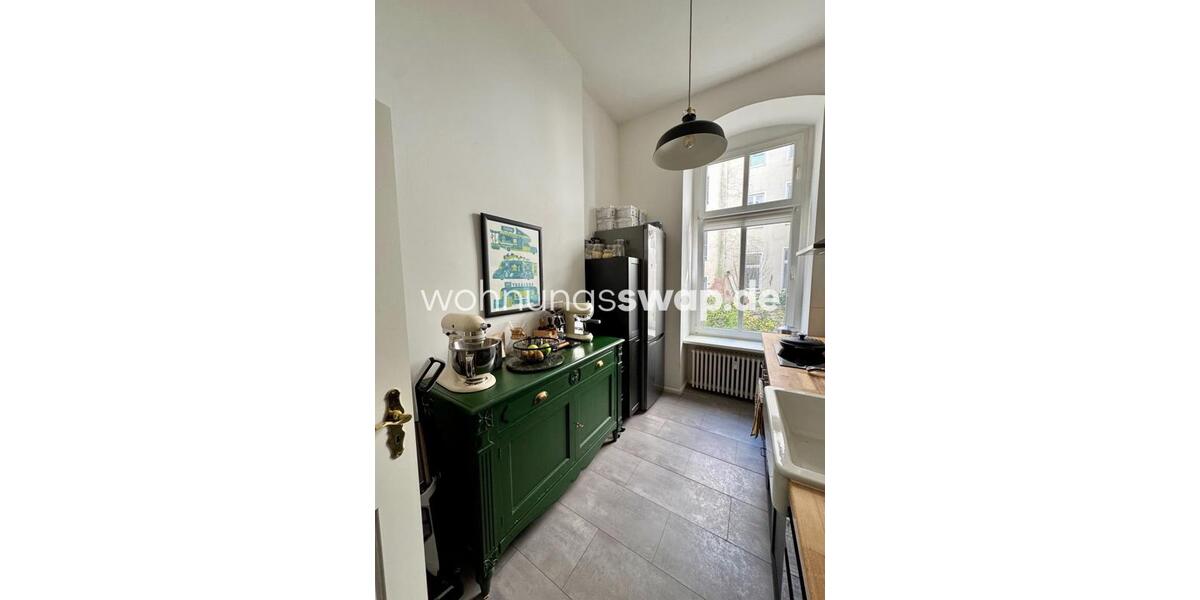 Etagenwohnung Berlin Neukölln - 2 Zimmer, 77 m&sup2;, 920&euro; | Angebot:26394011