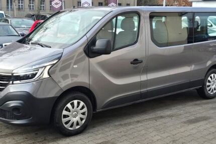 Renault Trafic 88.900 km 22.890 &euro; Berlin 13581
