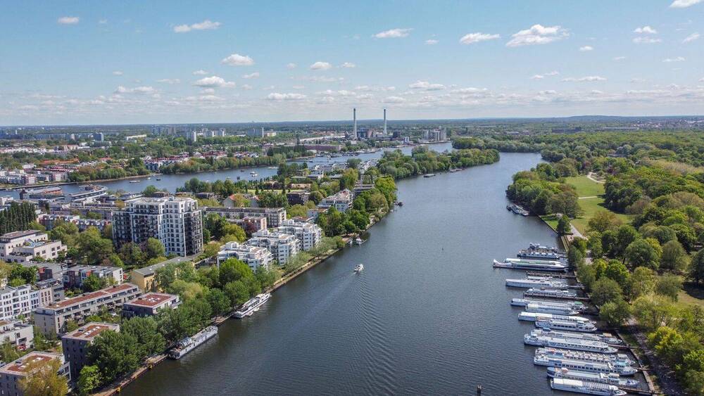 Etagenwohnung Berlin Friedrichshain - 3 Zimmer, 96 m&sup2;, 2.650&euro; | Angebot:26857089