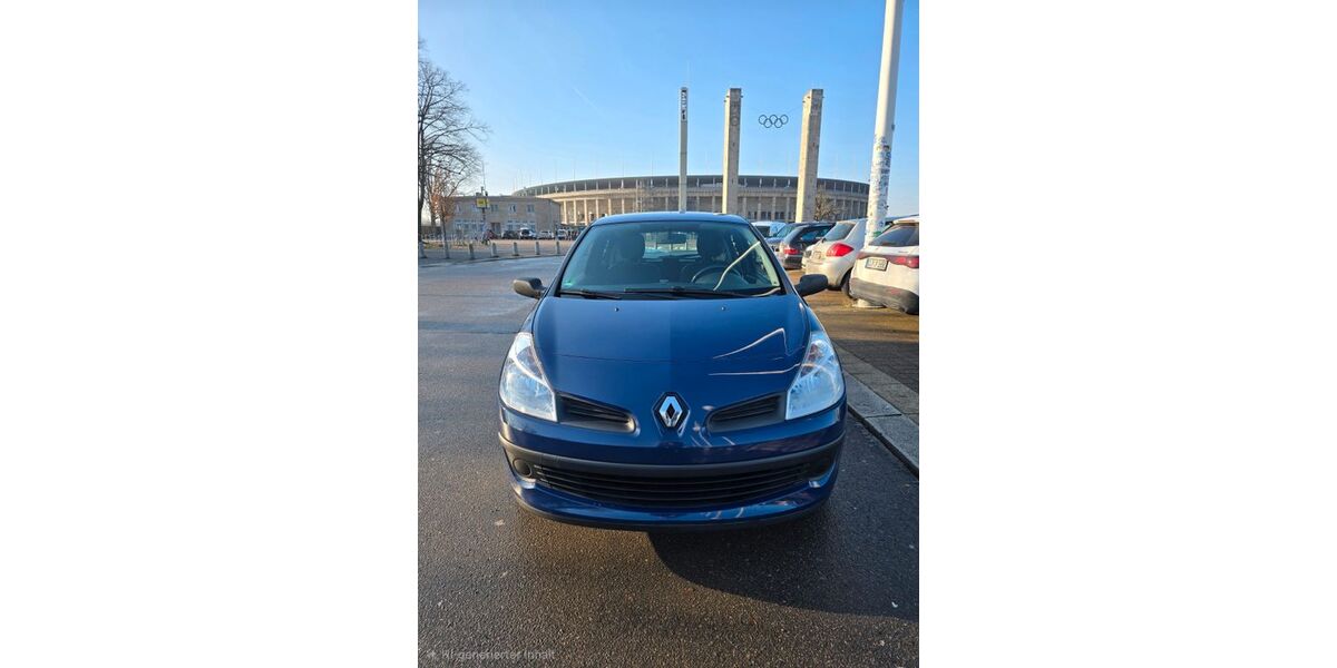 Renault Clio 64.500 km 3.600 &euro; Berlin 14050