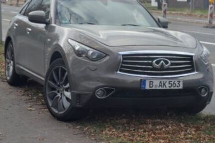 INFINITI FX 238.000 km 7.500 &euro; Berlin 13583