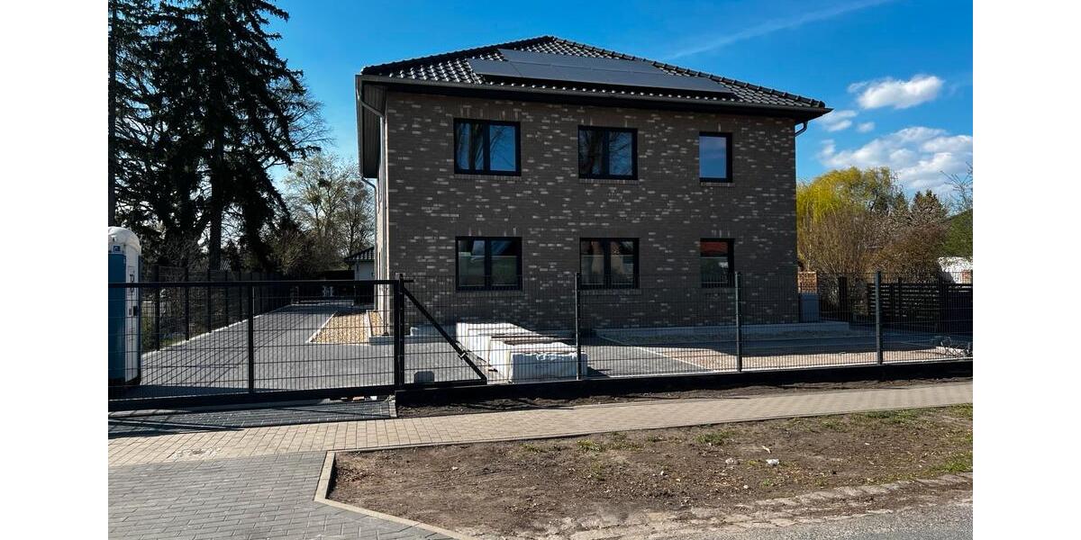 Etagenwohnung Brieselang - 3 Zimmer, 104 m&sup2;, 1.700&euro; | Angebot:26245213