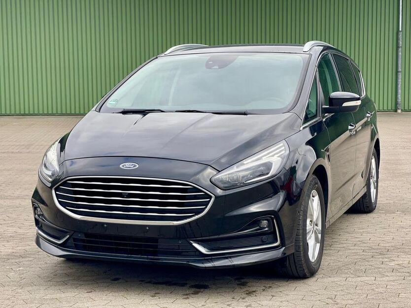 Ford S-Max 204.000 km 13.500 € Berlin 12107