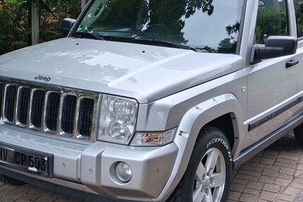 Jeep Commander 184.000 km 11.000 € Oberkrämer 16727