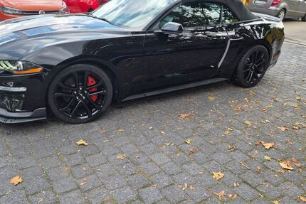 Ford Mustang 82.200 km 29.900 &euro; Berlin 12109