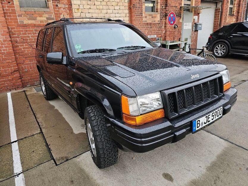 Grand Cherokee