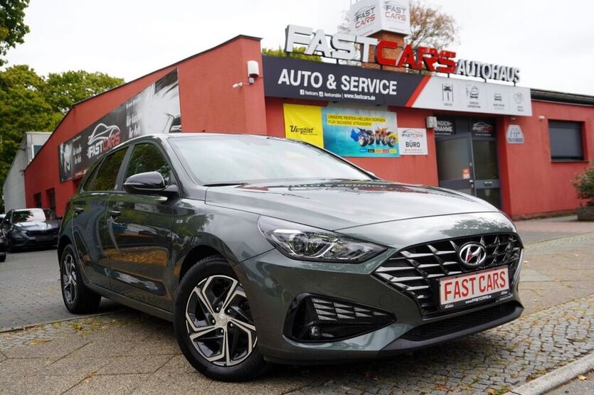 i30