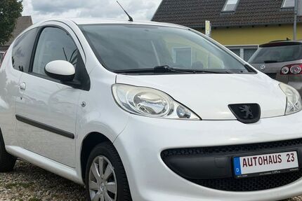 Peugeot 107 47.800 km 5.490 &euro; Trebbin 14959