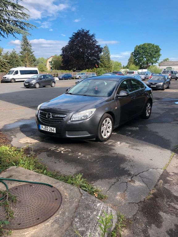 Opel Insignia 140.000 km 5.400 € Potsdam 14478