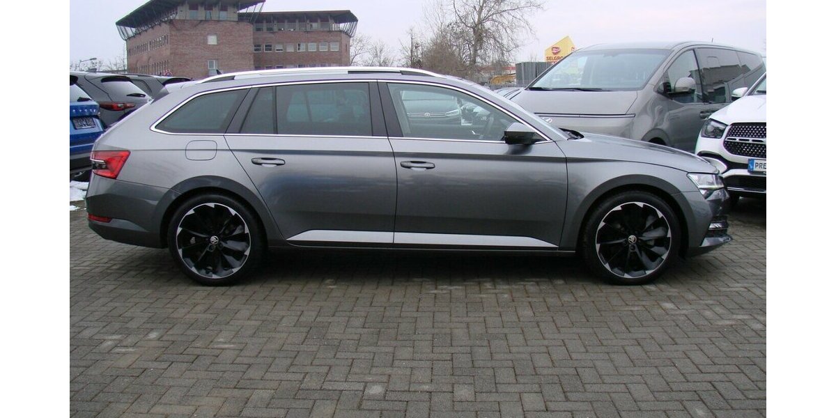 Skoda Superb 2.0TDI Style Pano ACC Columbus Standheizung 26.128 km 36.980 &euro; Falkensee 14612