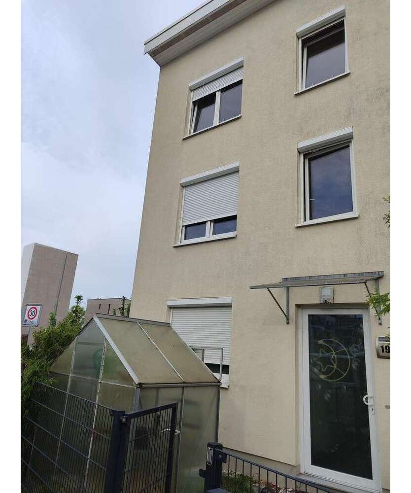 Haus zum Kaufen in Berlin 820.000 € 149 m²