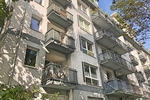 PRAKTISCHE HOCHPARTERRE-WOHNUNG MIT GROSSEM BALKON IM BEGEHRTEN BAYERISCHEN VIERTEL! - Erdgeschoßwohnung Berlin Schöneberg | Angebot:23242966