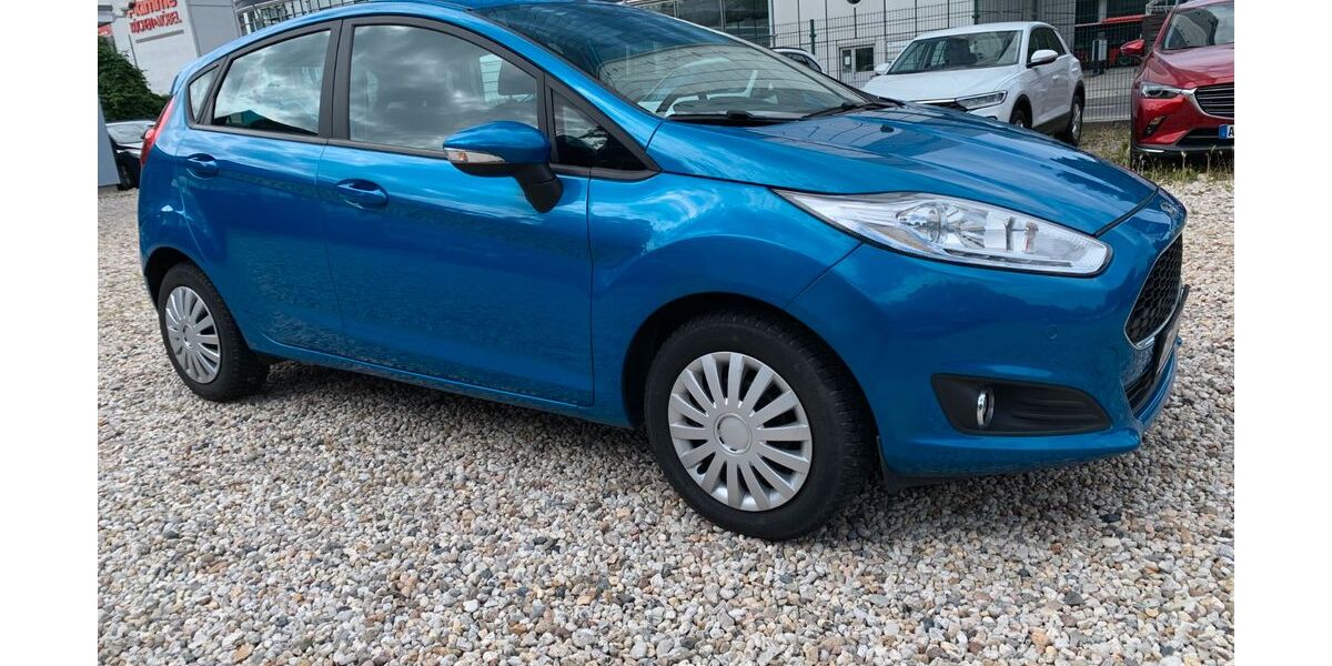 Ford Fiesta 40.766 km 7.999 &euro; Berlin-Spandau 13597
