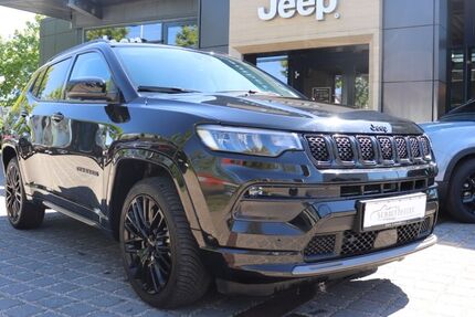 Jeep Compass 15.300 km 29.785 &euro; Potsdam 14482