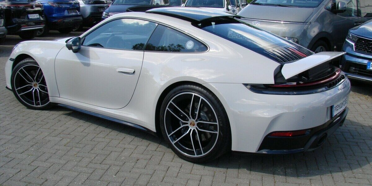 Porsche 992 .2 Carrera T Sport-Design Matrix Pano 360º BOS 8.426 km 129.980 &euro; Falkensee 14612
