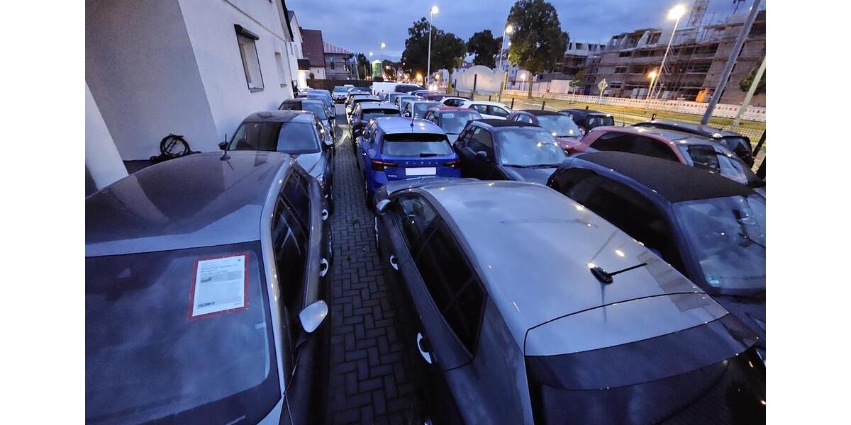 Gewerbefläche mit Büro zimmer