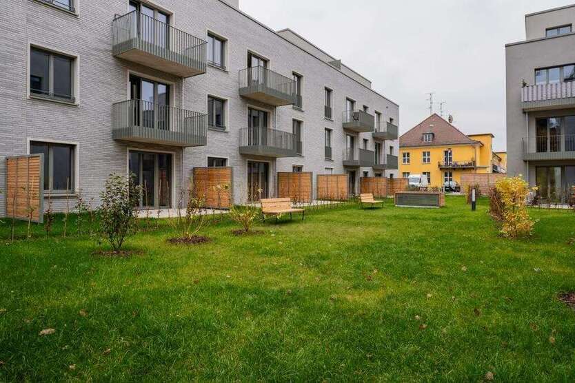 Wohnung zum Mieten in Berlin 1.205 € 52.36 m²