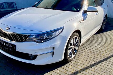 Kia Optima 270.000 km 7.500 € Berlin 12357