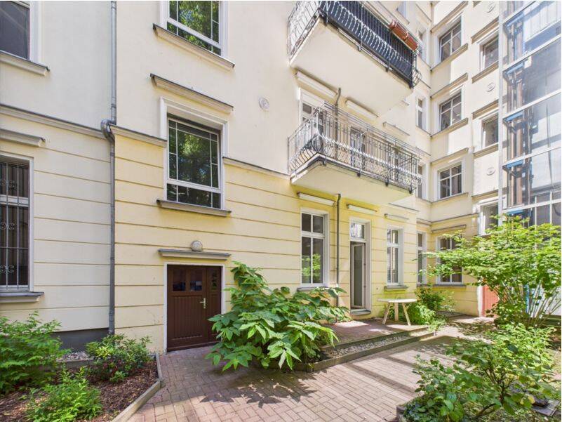 Büro im ruhigen Hinterhof - Arbeiten im Kollwitzkiez
