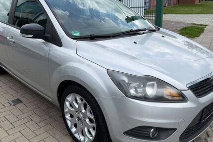 Ford Focus 144.000 km 2.290 &euro; Berlin Weißensee-Pankow 13086