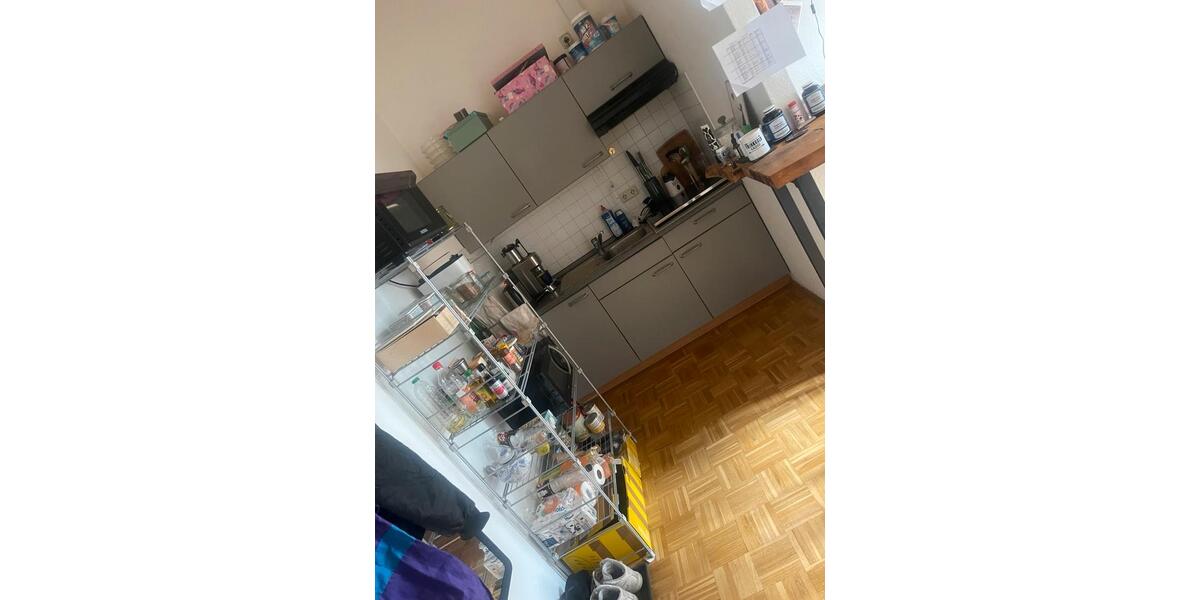 Etagenwohnung Berlin Mitte - 5 Zimmer, 49 m&sup2;, 1.000&euro; | Angebot:26688703