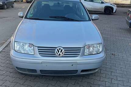 VW Bora 148.740 km 1.750 &euro; Berlin 13585