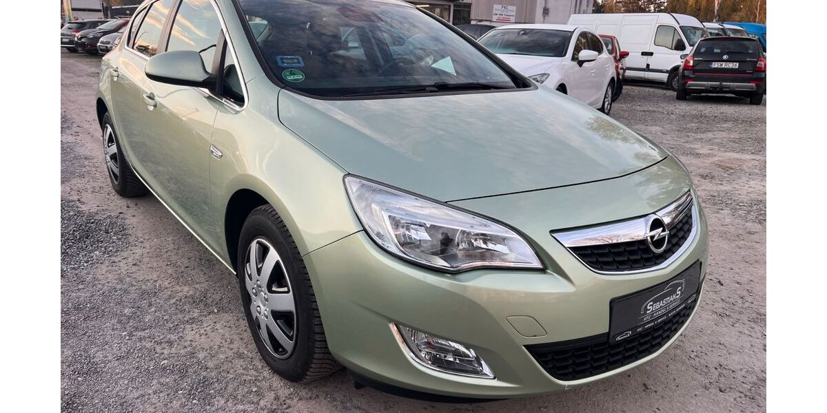 Opel Astra 178.000 km 4.850 &euro; Neuseddin bei Berlin 14554