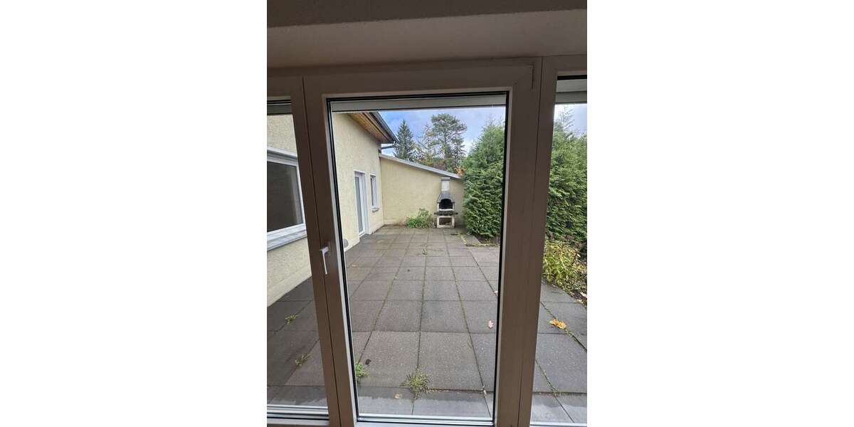 Leerstehendes Reihenendhaus: 100m² groß + ruhig im Grünen gelegen, Falkensee, nahe Potsdam + Berlin 4 zimmer