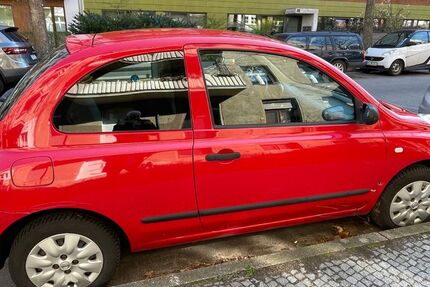 Nissan Micra 163.000 km 1.200 &euro; Berlin 10965