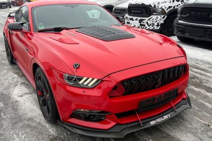 Ford Mustang 126.000 km 17.500 &euro; Berlin 12277