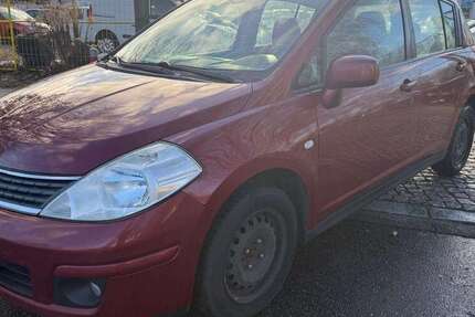 Nissan Tiida 280.000 km 900 &euro; Berlin 12109