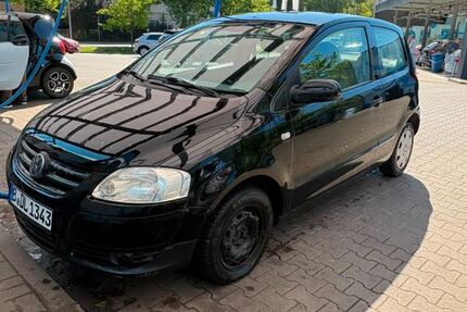 VW Fox 134.500 km 1.950 &euro; Berlin 13359