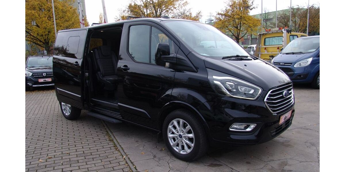 Ford Tourneo Custom 57.000 km 32.990 € Berlin 12681