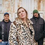 Jule Spindler & Band - Ellenbogen zum Fenster raus