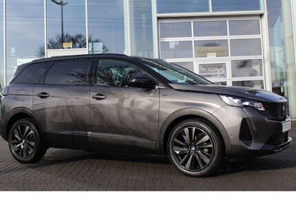 Peugeot 5008 44.152 km 27.995 &euro; Potsdam 14482