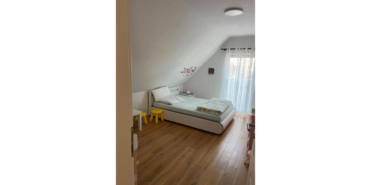 Einfamilienhaus Nauen - 6 Zimmer, 220 m&sup2;, 1.100.000&euro; | Angebot:26868315