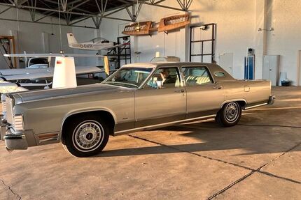 Lincoln Town Car 65.000 km 17.900 &euro; Berlin 12309