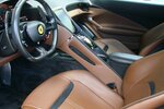 Ferrari Roma V8 Grigio Silverstone Carbon MagneRide LED JB 16.901 km 209.980 € Falkensee 14612