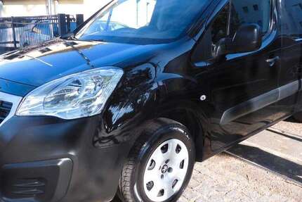 Peugeot Partner 136.000 km 8.990 € Berlin 12107