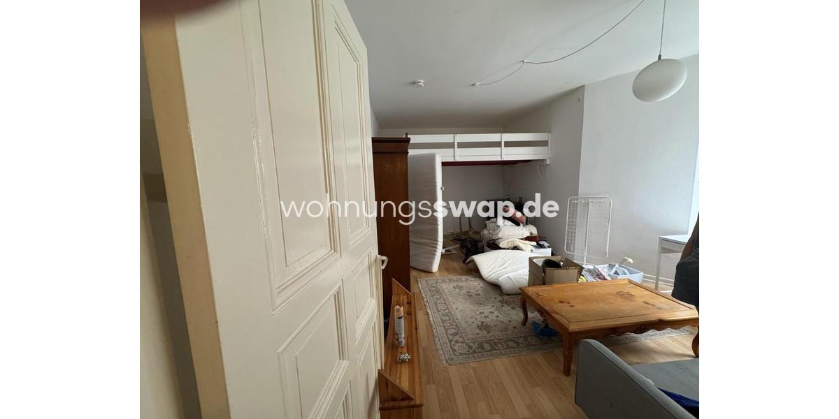 Etagenwohnung Berlin Neukölln - 1 Zimmer, 43 m&sup2;, 561&euro; | Angebot:25910500