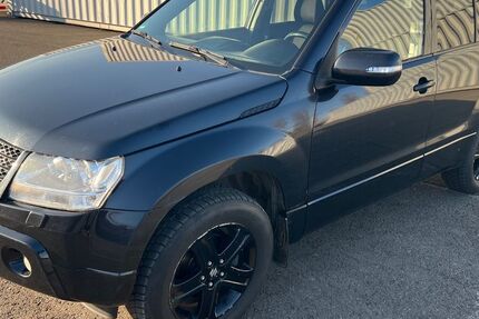 Suzuki Grand Vitara 170.000 km 5.900 &euro; Berlin 12057