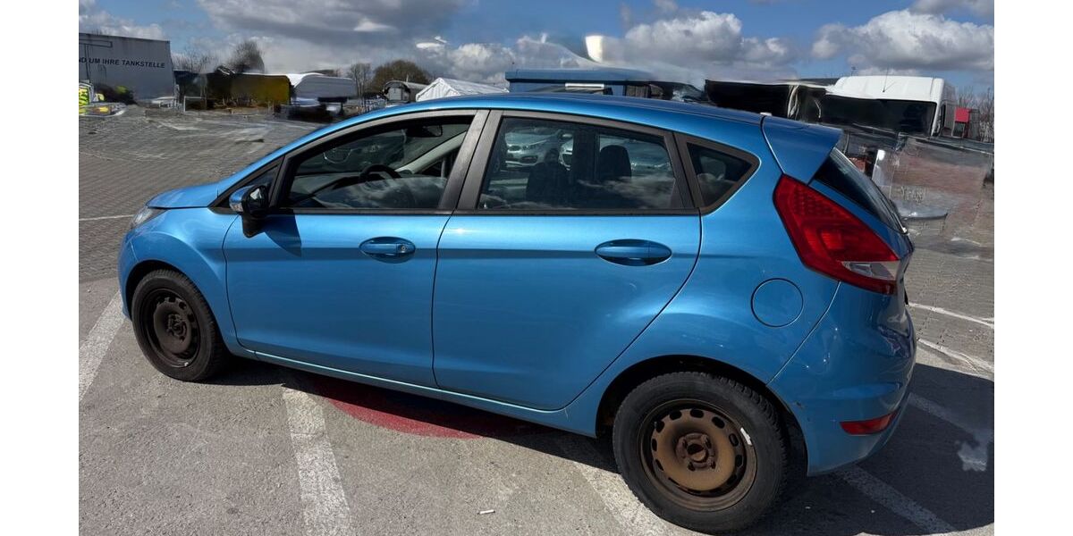 Ford Fiesta 164.975 km 1.850 &euro; Berlin (Spandau) 13587