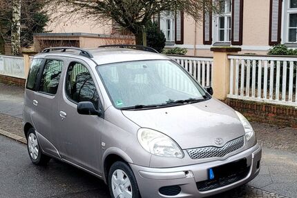 Toyota Verso 145.000 km 3.800 &euro; Berlin 14089
