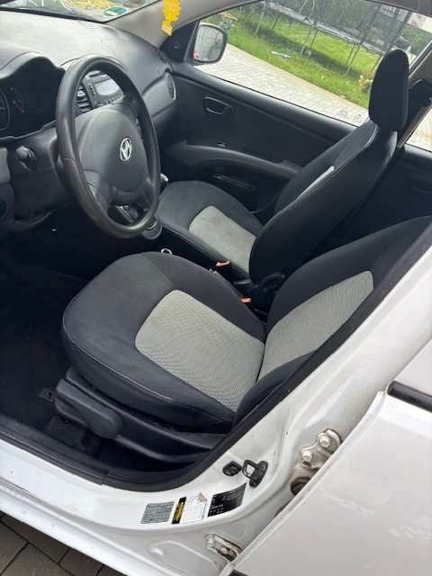 i10